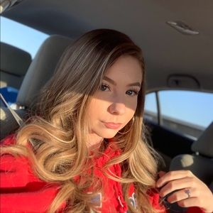 Meet your Posher, Carlee